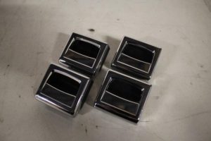 17822950 – 4M0864203A4PK – Befestigungsöse Boden