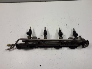19040301 – 06A133681B – Kraftstoffverteiler