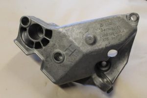 17786488 – 038199207N – Motorsteun