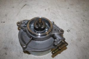 17823231 – 057145100AF – Vacuum pump (diesel)