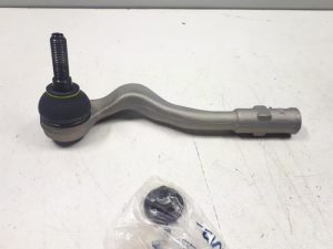 21451141 – 8K0422818B – Spoorstang rechts