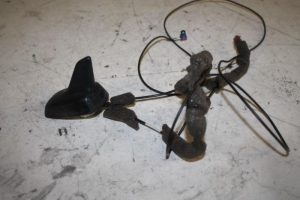 17823622 – 8E9035503T – GPS Antenne