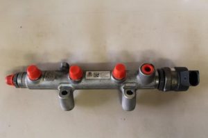 17793959 – 059130090CB – Kraftstoffverteiler