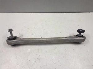 20502692 – 4M0505292F – Rear wishbone, right