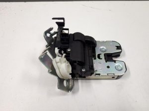 20574534 – 8W0827503 – Schließmechanik Heckklappe