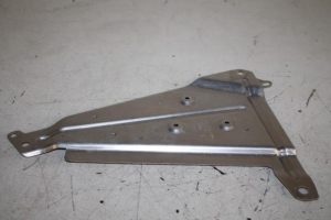 17810963 – 8W0201308E – Steun (diversen)