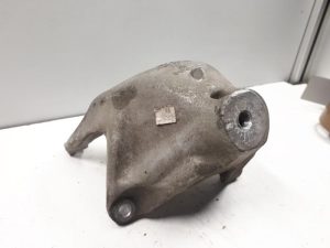 22248901 – 4KE599308H – Stütze (sonstige)