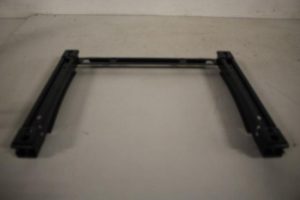 17820278 – 4M0881677A – Steun (diversen)