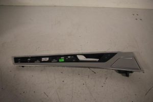 17809879 – 4H0867469DGN6 – Türgriff 4-türig links hinten