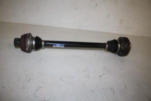 17818034 – 8R0501203D – Aandrijfas links-achter