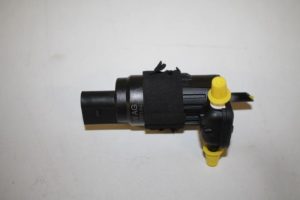 17825475 – 8K9955647 – Ruitensproeierpomp voor