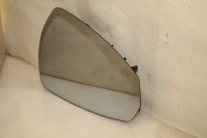 17799762 – 8V0857536A – Spiegelglas rechts