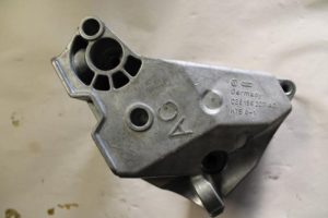 17787519 – 038199207AG – Motorsteun