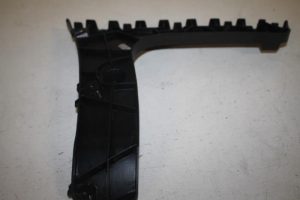 17805270 – 4G5807453B – Bumpersteun links-achter