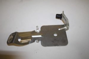 17817217 – 8V1951285 – Stütze (sonstige)