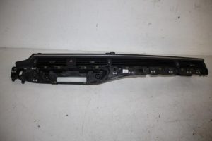 17810991 – 8W1820902C6PS – Luchtrooster Dashboard