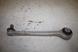 17825032 – 8W0407506C – Draagarm boven rechts-voor