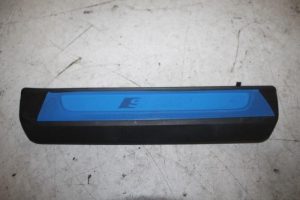 17823233 – 4M0947418C – Sierstrip