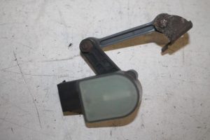 17805912 – 4E0907503C – Xenon hoogteregelaar