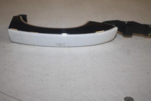 17804054 – 4H0837206B – Portiergreep 4Deurs rechts-voor