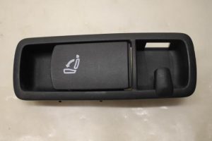 17797657 – 8P78856944PK – Achterbank slot