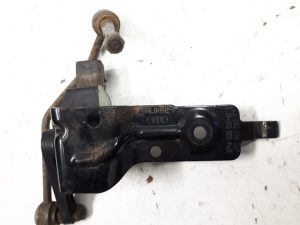 18930109 – 4F0941285F – Xenon hoogteregelaar