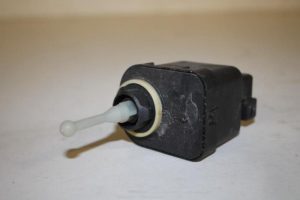 17817427 – 6K5941295 – Koplampmotor