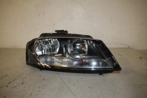 17824580 – 8P0941004L – Koplamp rechts