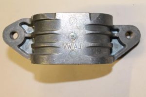 17787351 – 3D0399151AR – Versnellingsbak Steun