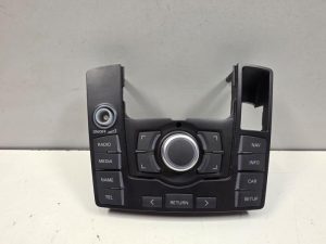 22597815 – 4F2919611HH77 – Regeleinheit Multi Media