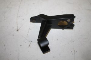 22779324 – 8W0955775A – Steun (diversen)
