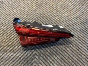 22781829 – 8W6945093G, 8W6945093R – Achterlicht links