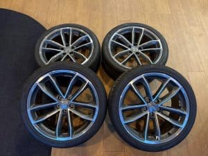 22791548 – 8W0601025DF – Velgen set + banden