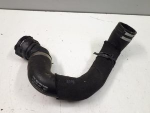 22711198 – 4M0122055DA – Radiator hose