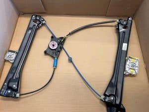 22818706 – 8W6837462B, 8W6837462D, 8W6837462A – Window mechanism 2-door, front right