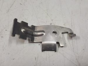 22975807 – 4M0971502F – Steun (diversen)