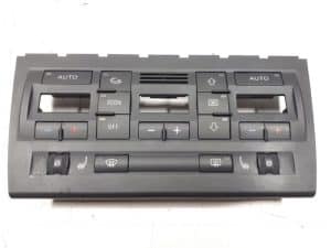 22977984 – 8E0820043BM5PR – Climatronic Panel