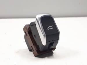 22870738 – 4H0959831B5PR – Schakelaar achterklep