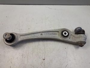 23434661 – 8K0407152F, 8K0407156C – Draagarm onder rechts-voor