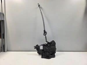 23468777 – 10A839015B – Türschlossmechanik 4-türig links hinten