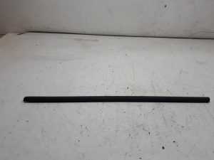 23472160 – 10A839477B5AP – Portierrubber 4Deurs links-achter