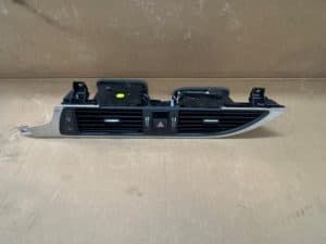 23374757 – 4G1820951J6PS, 4G1820951J – Luftgitter Armaturenbrett