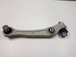 23384593 – 8K0407151F, 8K0407155C – Draagarm onder links-voor