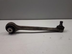 23428075 – 8W0407506C – Draagarm boven rechts-voor