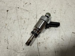 23407474 – 06H906036P, 06H906036N, 06H906036AE – Injektor (Benzineinspritzung)