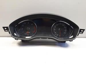 23403067 – 8W5920778J – Instrumentenpaneel