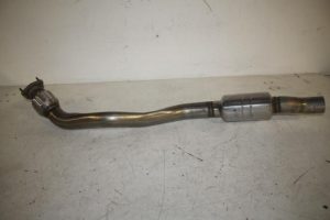 17808163 – 8T0253095 – Auspuff Vordämpfer