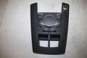 17822235 – 8V0919614BS – Regeleinheit Multi Media