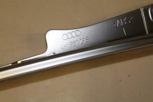 17787459 – 4H1857298GGN6 – Dashboard sierlijst
