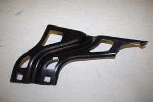 17818640 – 8U0821136 – Stütze (sonstige)